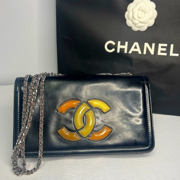 Rare Chanel Black Lipstick Crossbody Bag. ORIGINAL CHAIN - Picture 3 of 17